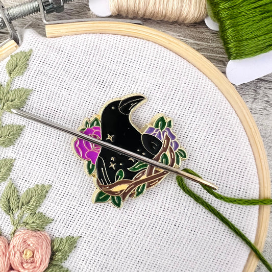 Raven Needle Minder Needle Threader Magnetic