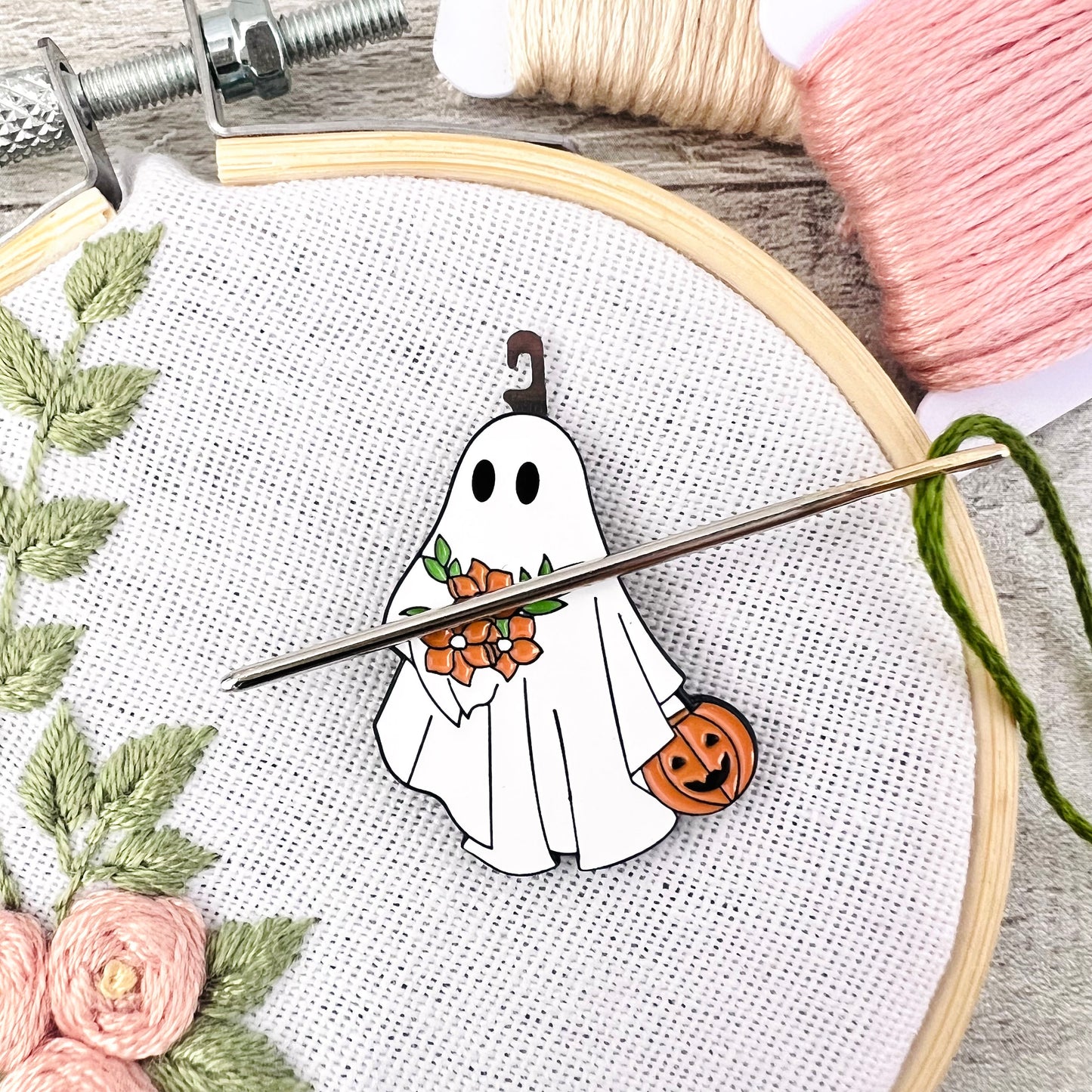 Autumn Ghost Needle Minder Needle Threader Magnetic