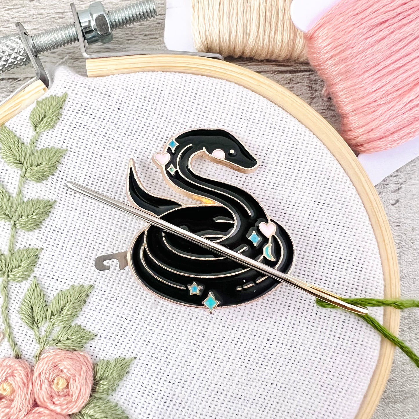 Black Snake Needle Minder Needle Threader Magnetic