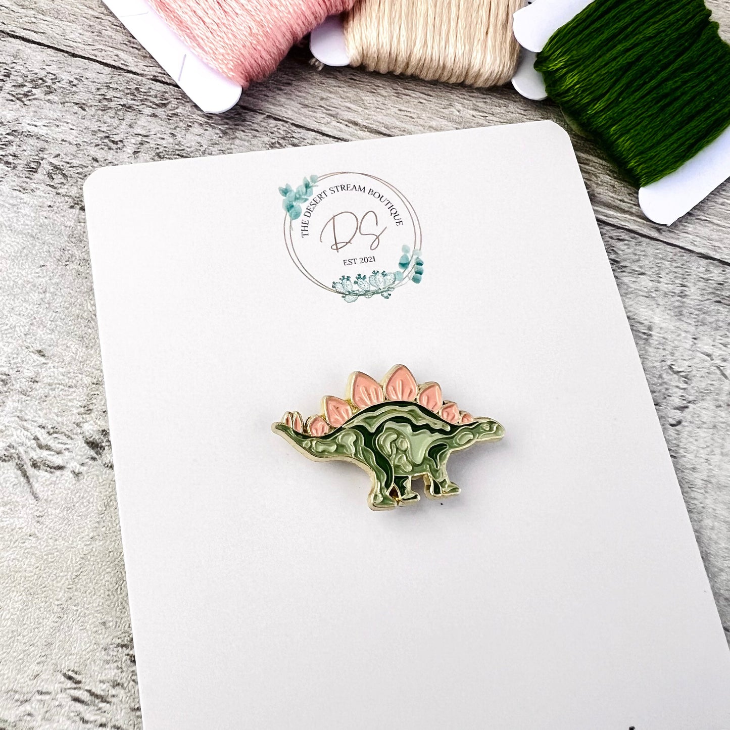 Stegosaurus Needle Minder Needle Threader Magnetic