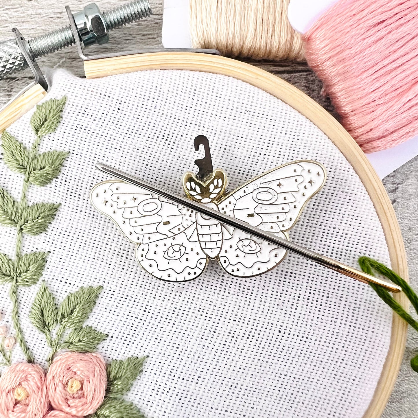 White Moth Needle Minder Needle Threader Magnetic