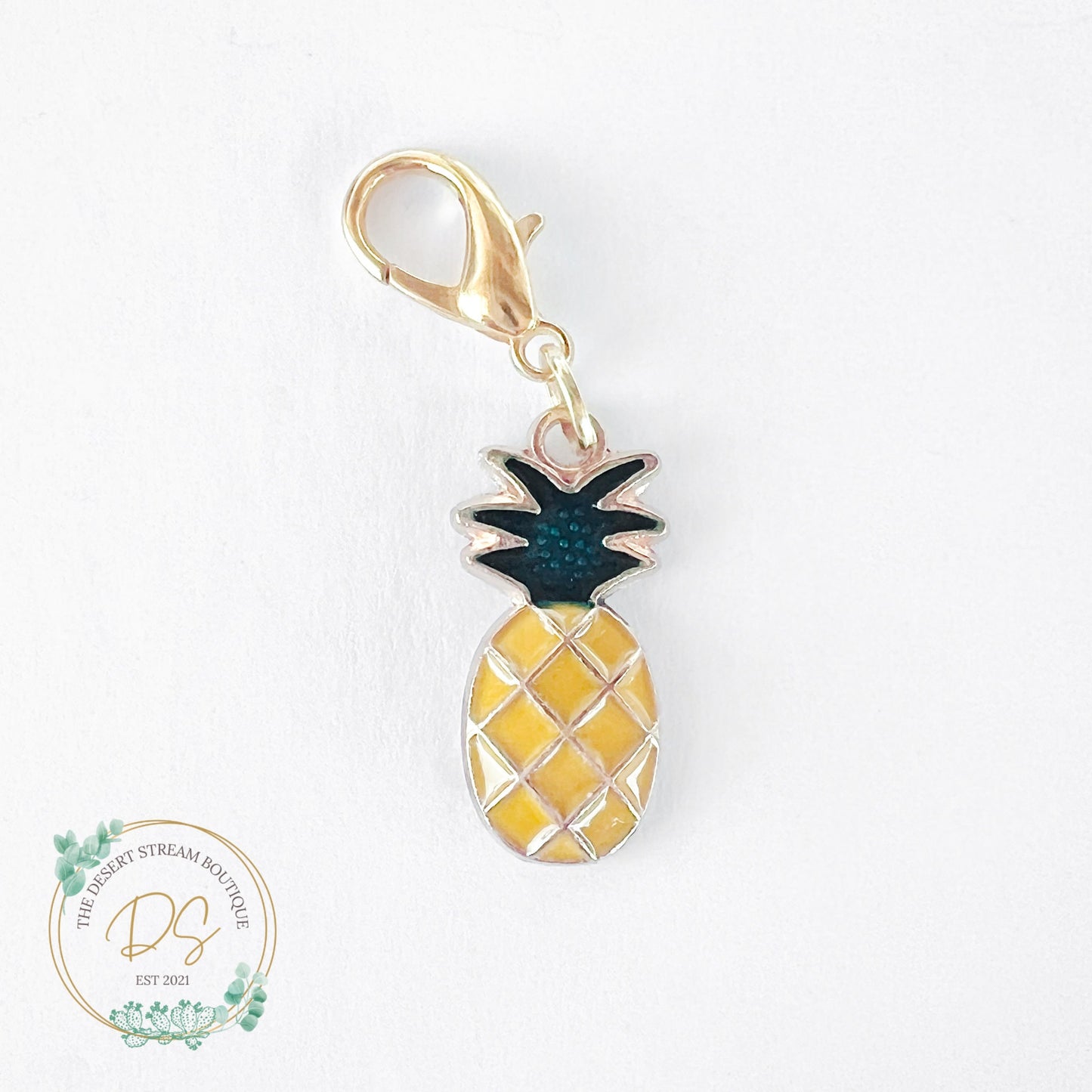 Pineapple Stitch Marker - Knitting and Crochet
