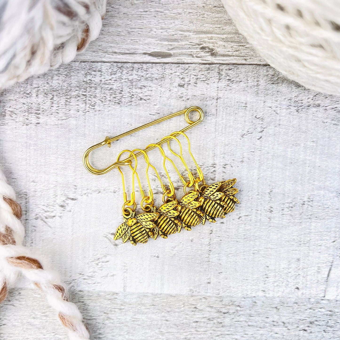 Vintage Bee Stitch Markers Set - Knitting and Crochet