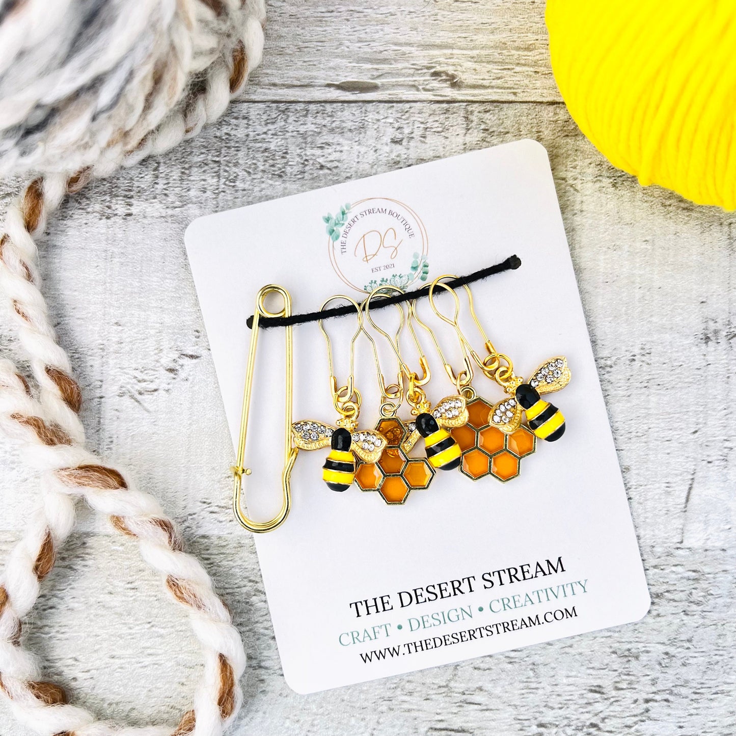 Honeycomb & Bee Stitch Markers Set - Knitting and Crochet