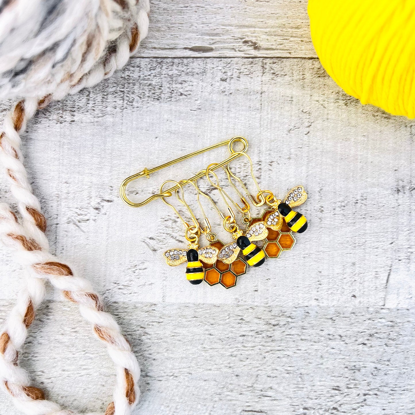 Honeycomb & Bee Stitch Markers Set - Knitting and Crochet