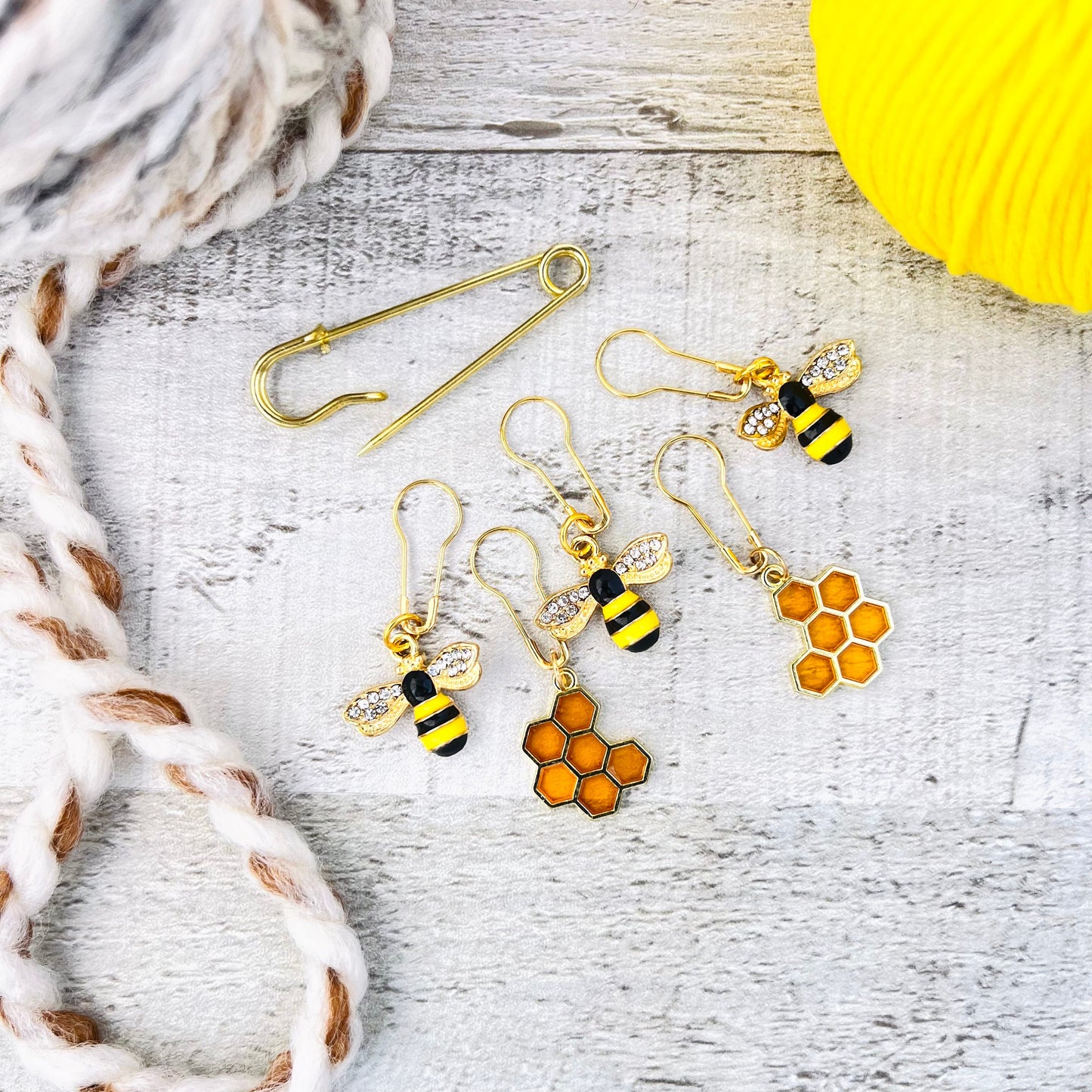 Honeycomb & Bee Stitch Markers Set - Knitting and Crochet