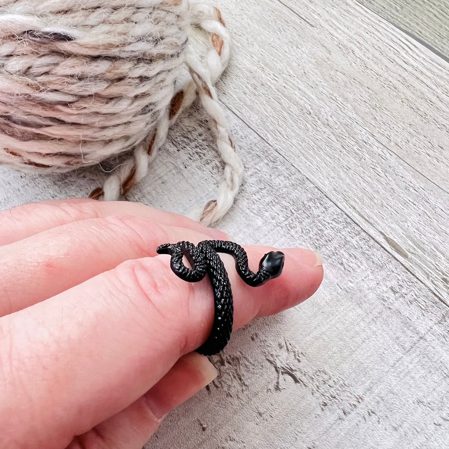 Black Snake Adjustable Tension Ring