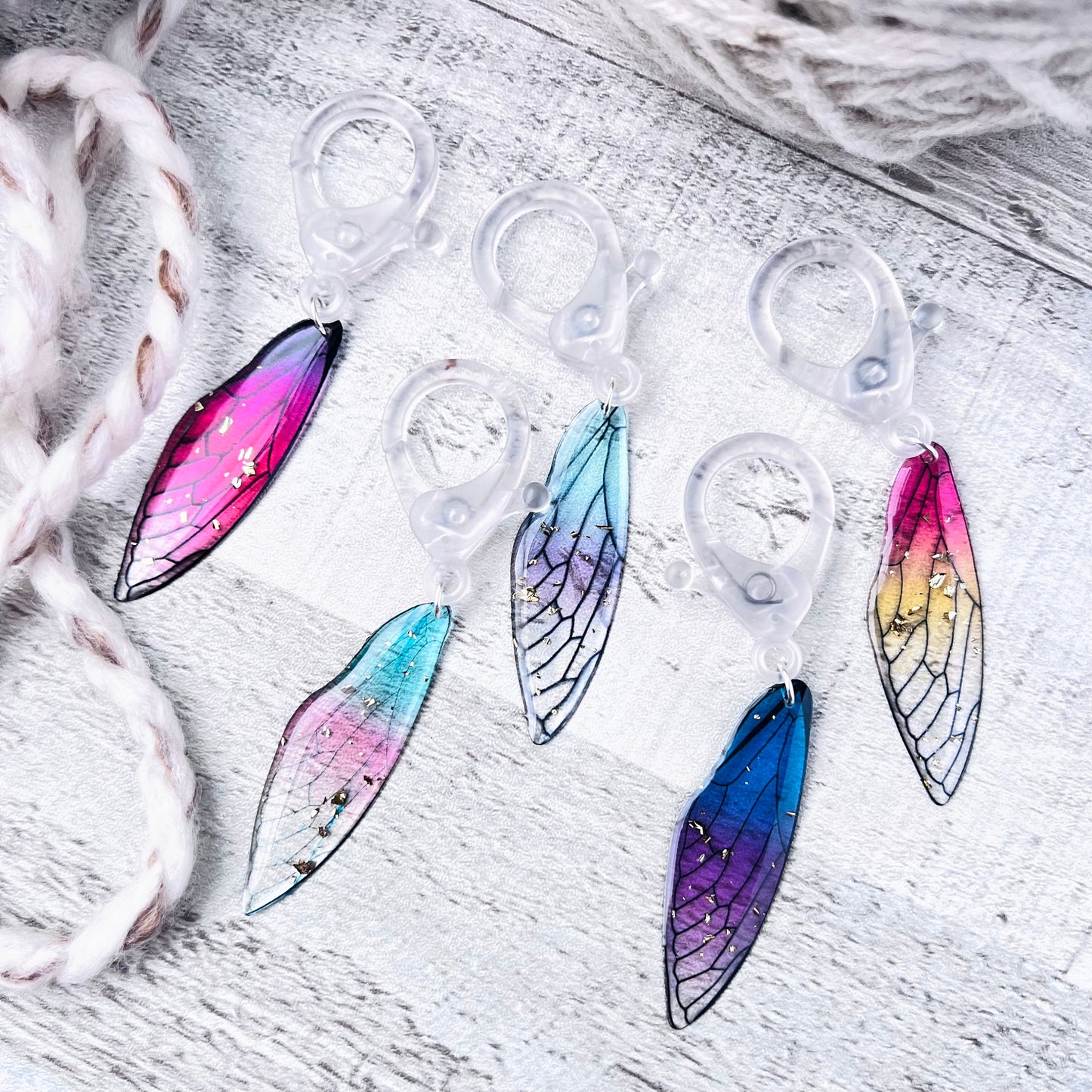 Wing Jumbo Stitch Markers