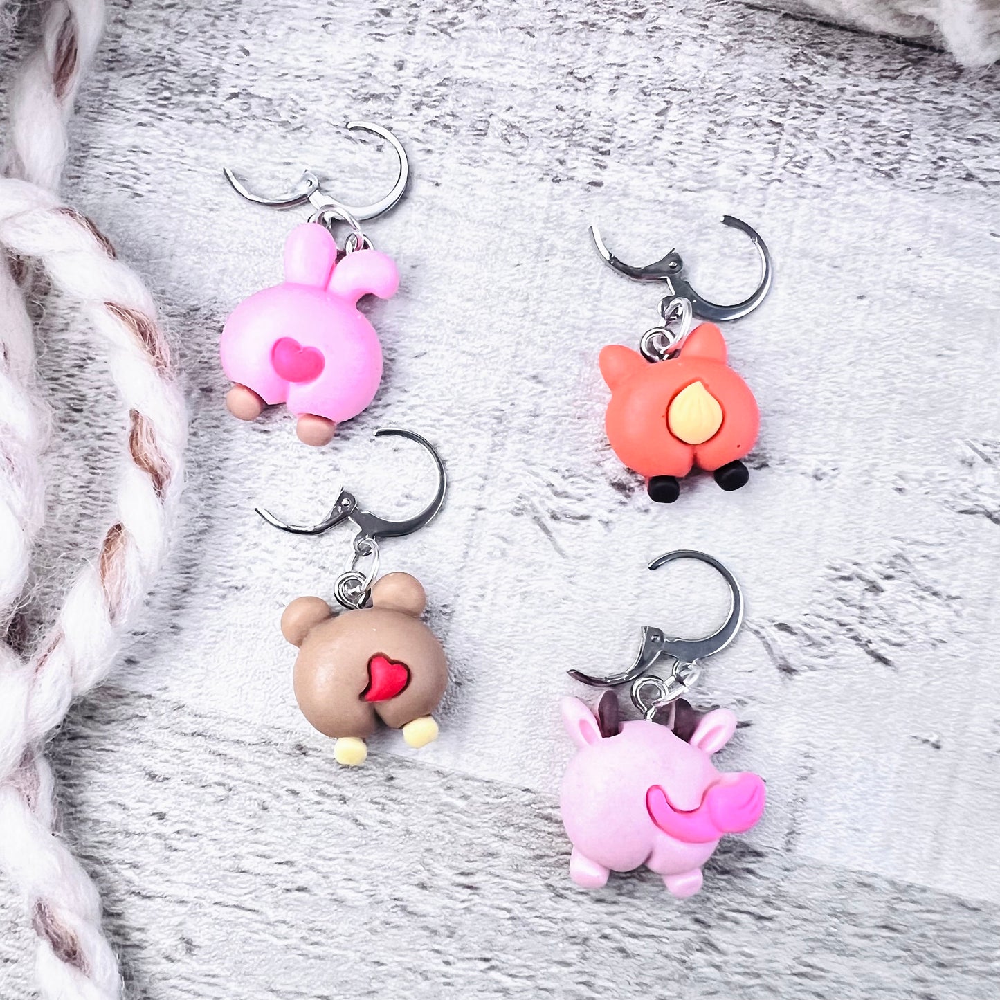 Furry Fannies Stitch Markers